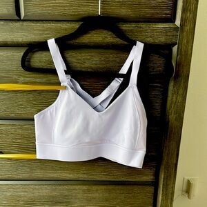 Women's lavender Brooks Sports Bra